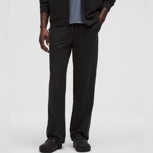 Lululemon Men’s “Soft Jersey” Straight Leg Classic Fit Pant 32”-34” Inseam (L)